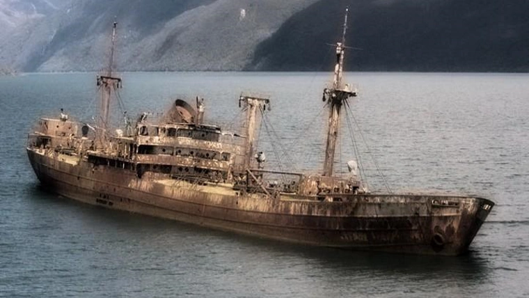 Корабль-призрак пришвартовался спустя 90 лет